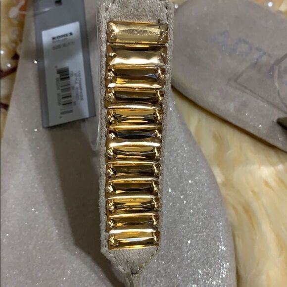 Apt 9 Women Summer Sandals Size XL - Picture 2 of 5